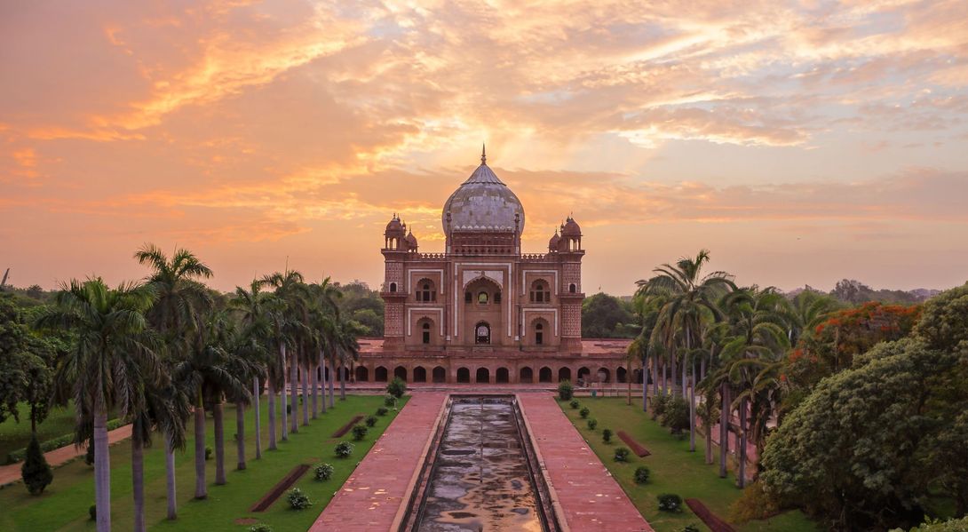 Safdarjung Tomb (South Delhi) - Monument in South Delhi - IndiaHighlight.com